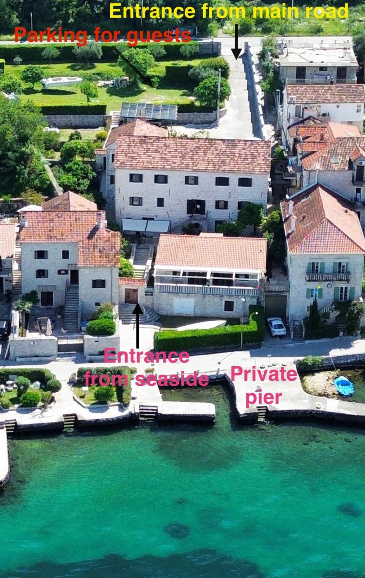 Apartments Radonicic Cattaro Esterno foto